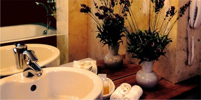 Antirides Hotel Naousa  Bilik gambar